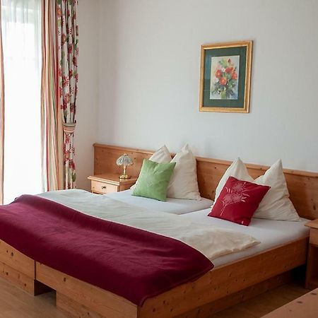 Pension Hiesel-Villa Untersbergblick Anthering Экстерьер фото