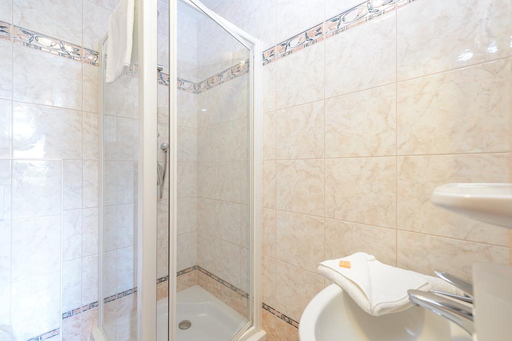 Pension Hiesel-Villa Untersbergblick Anthering Номер фото